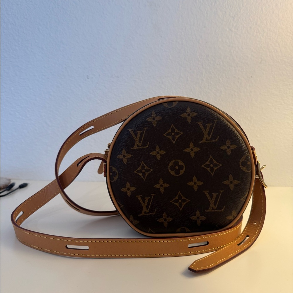 Louis Vuitton Boite Chapeau Souple Bag Monogram Canvas PM
